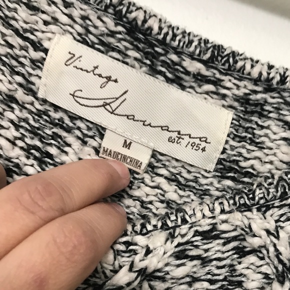 Black and white soft cold shoulder sweater - Picture 2 of 2